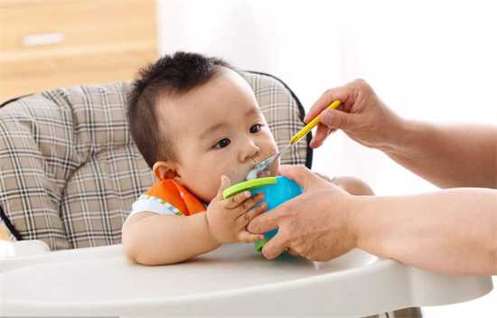 天猫亲子盛宴,宝宝树与天猫母婴共呼吁:让我们给孩子“零距离陪伴”吧!